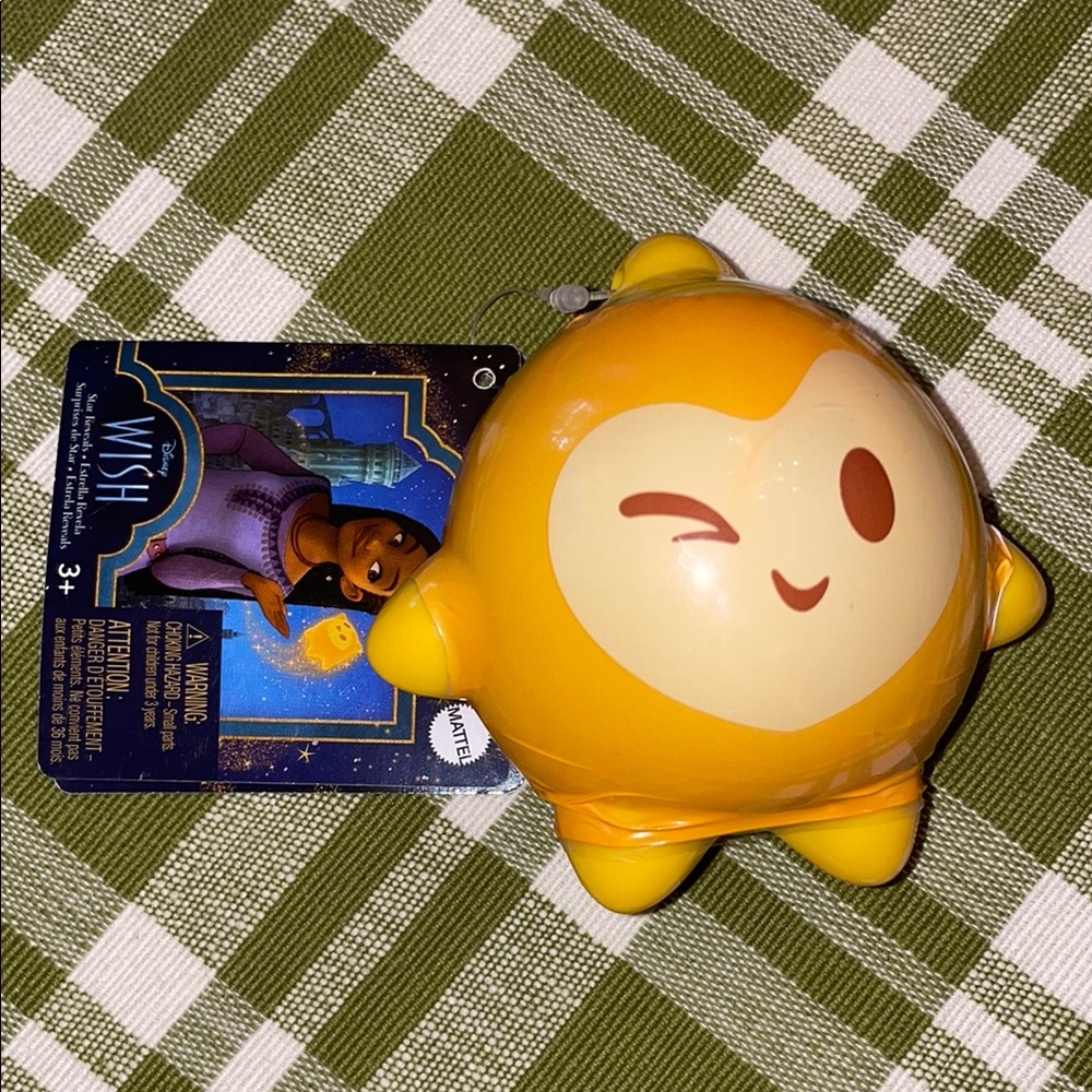 Disney Wish Yellow Star Reveal Toy - Surprise